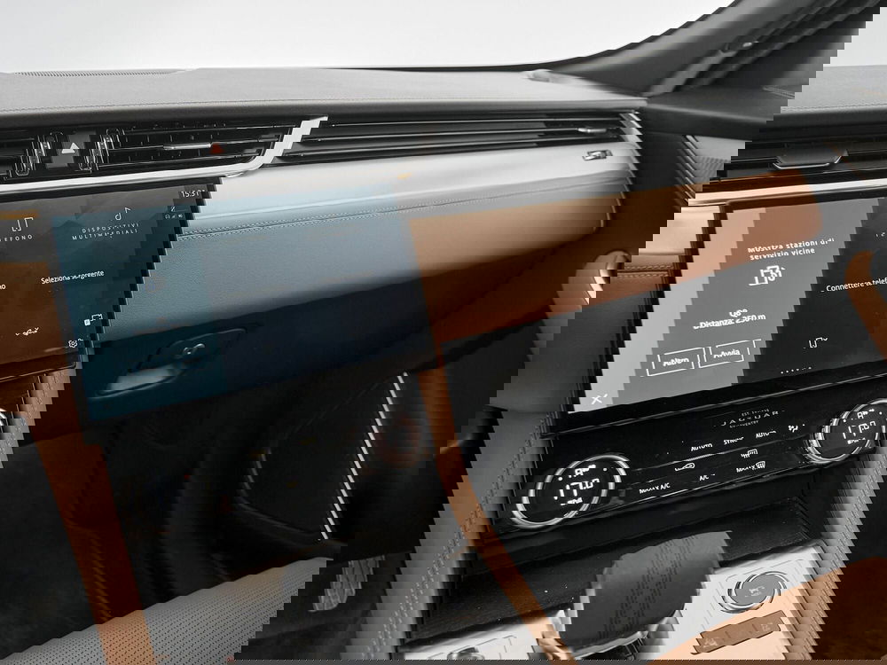 Jaguar F-Pace usata a Prato (13)