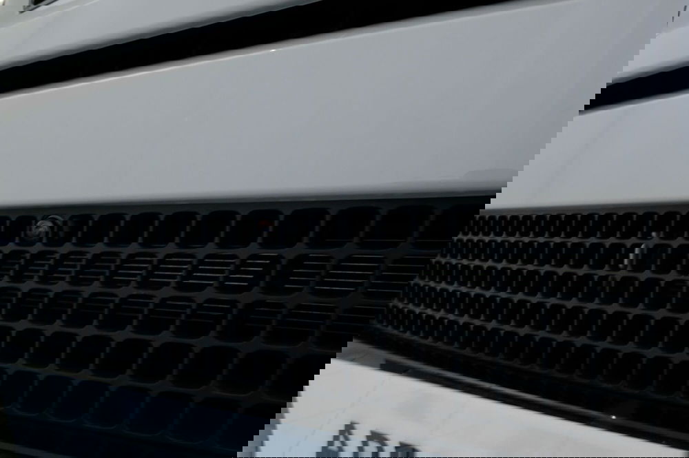 Land Rover Defender usata a Mantova (15)