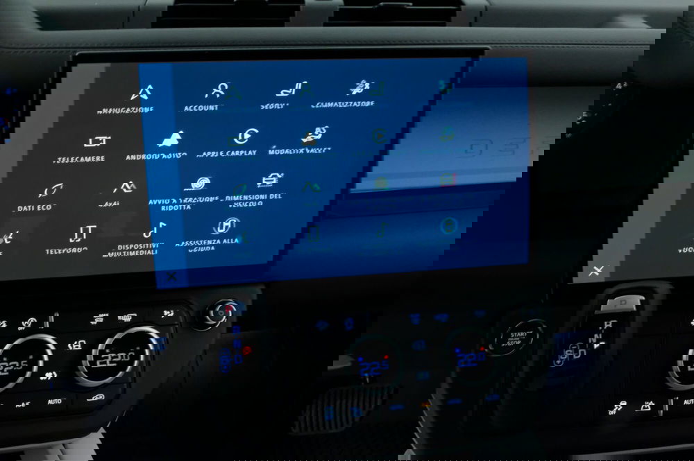 Land Rover Defender usata a Mantova (20)