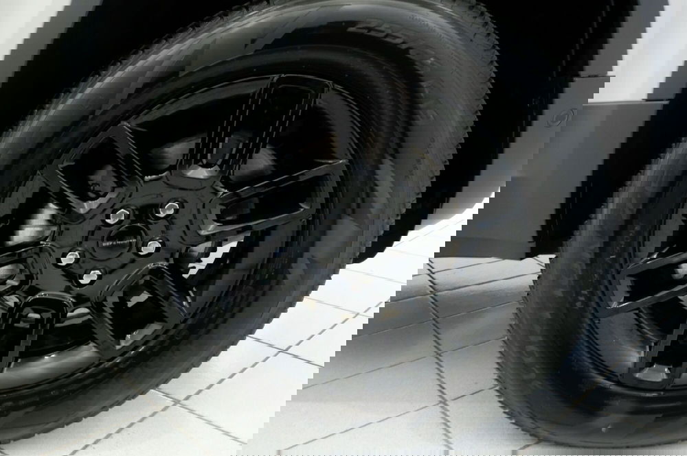 Land Rover Defender usata a Mantova (9)