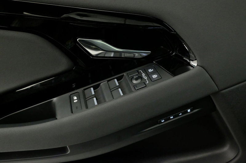 Land Rover Range Rover Evoque nuova a Mantova (17)