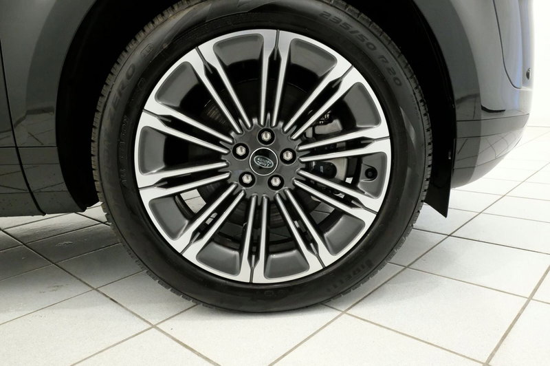 Land Rover Range Rover Evoque nuova a Mantova (9)