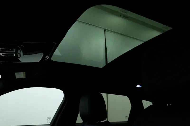 Land Rover Range Rover Velar usata a Mantova (10)