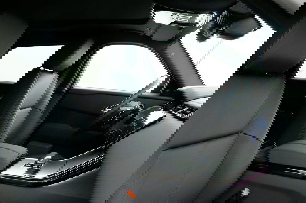 Land Rover Range Rover Velar usata a Mantova (3)