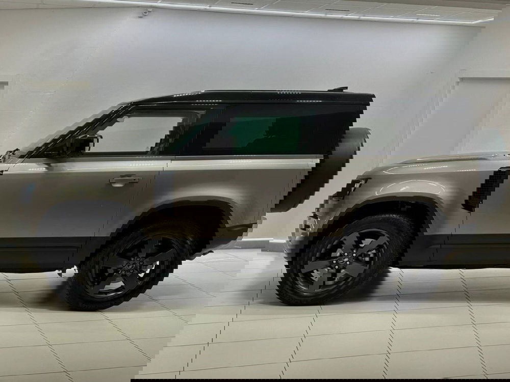 Land Rover Defender usata a Savona (6)