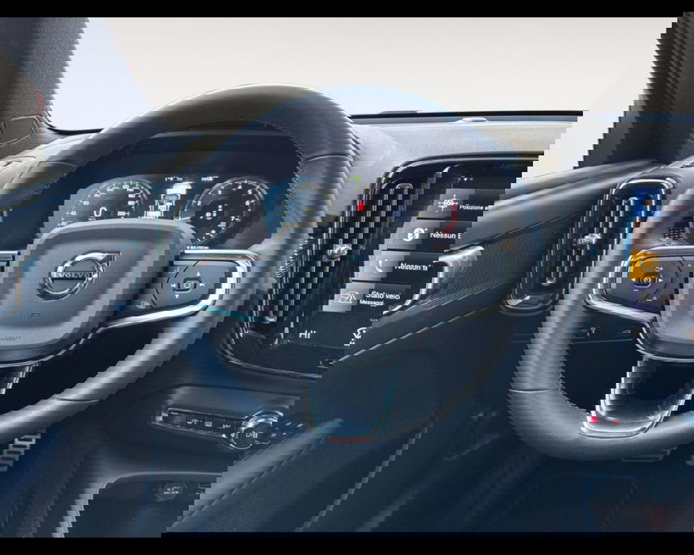 Volvo XC40 usata a Bologna (13)