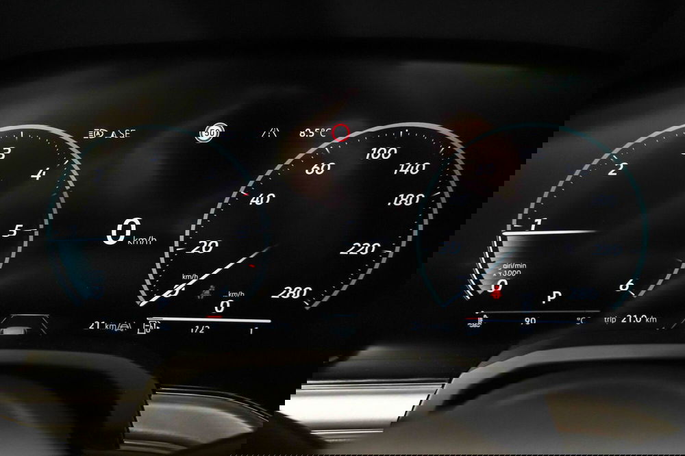 Volkswagen Touareg usata a Varese (10)
