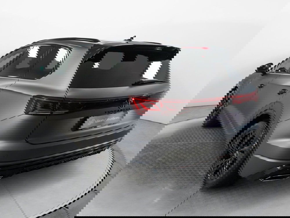 Volkswagen Touareg usata a Varese (4)