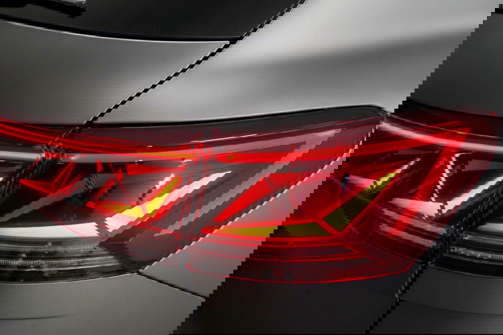 Volkswagen Touareg usata a Varese (9)