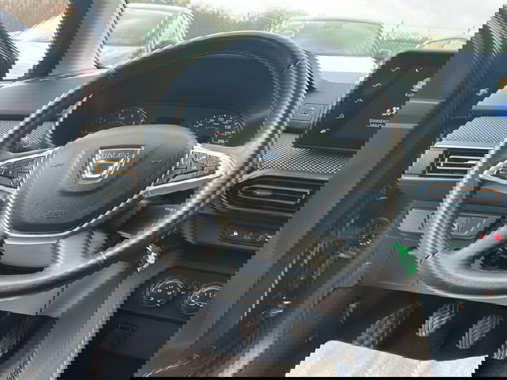 Dacia Sandero usata a Roma (14)