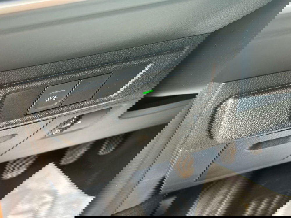 Dacia Sandero usata a Roma (10)