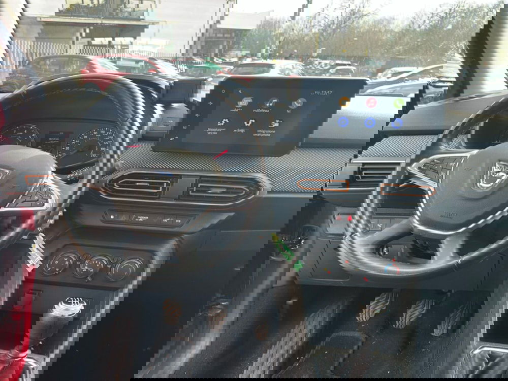 Dacia Sandero usata a Roma (12)