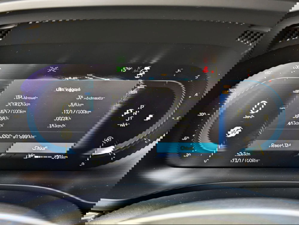 Volvo XC60 usata a Pescara (12)