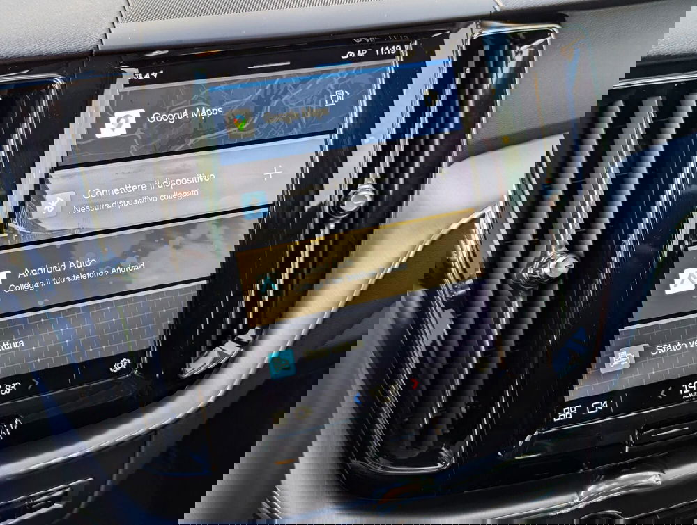 Volvo XC60 usata a Pescara (13)