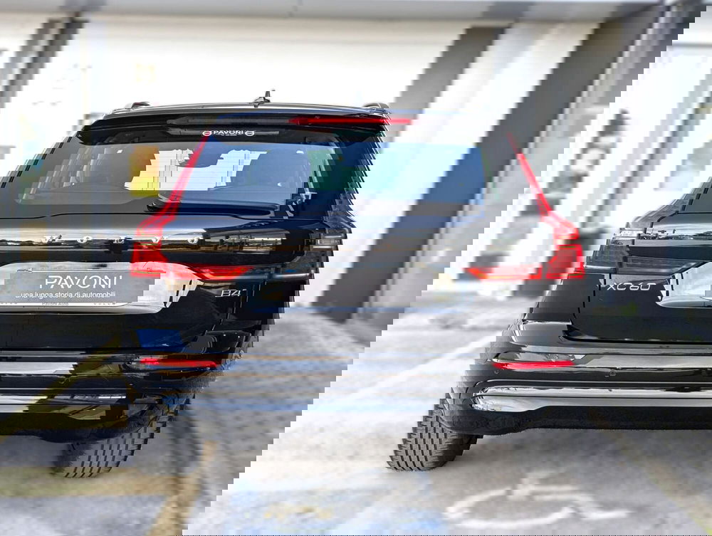 Volvo XC60 usata a Pescara (5)