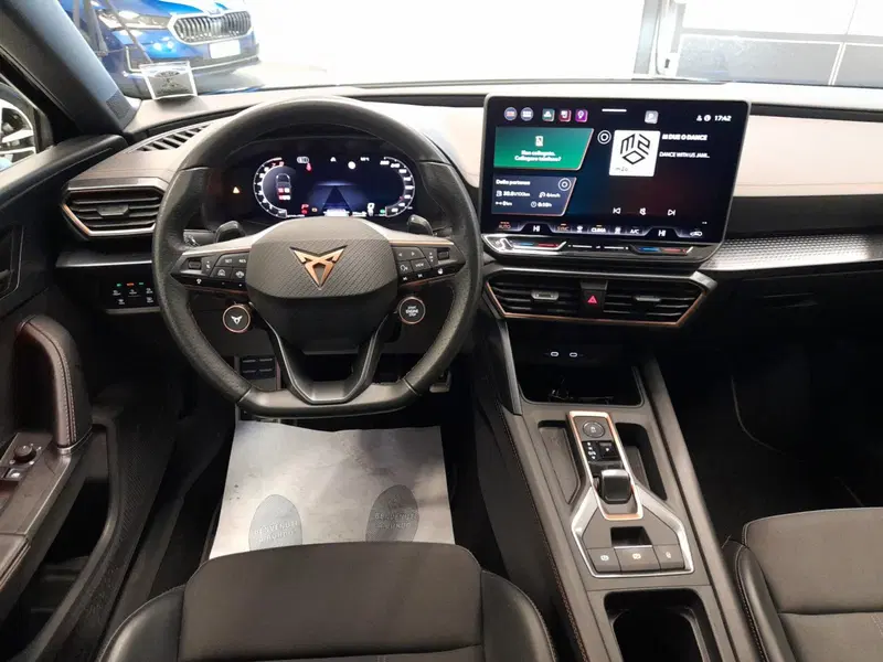 Cupra Leon usata a Bologna (16)