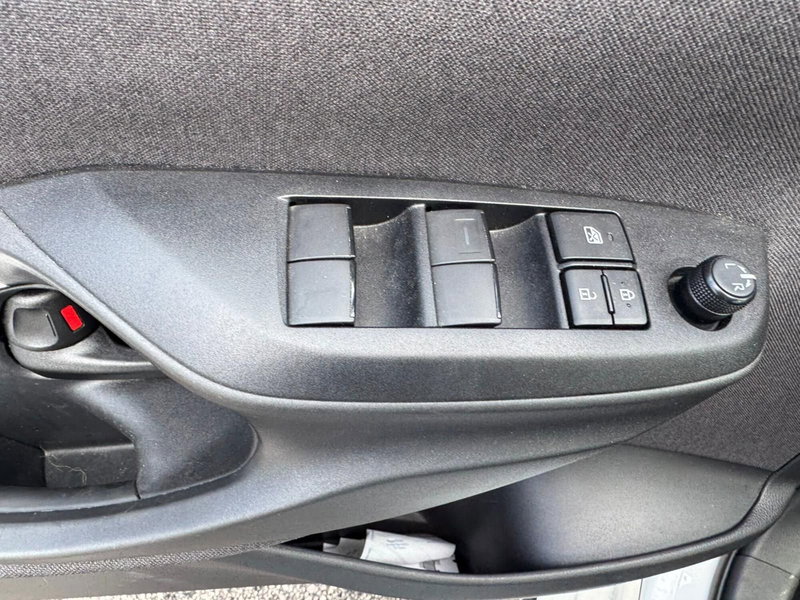 Toyota Yaris Cross usata a Salerno (16)