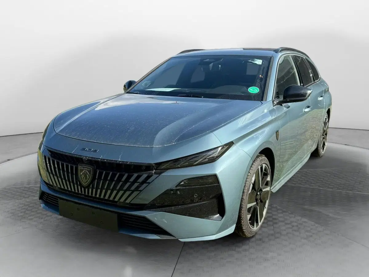 Peugeot 308 SW nuova a Salerno