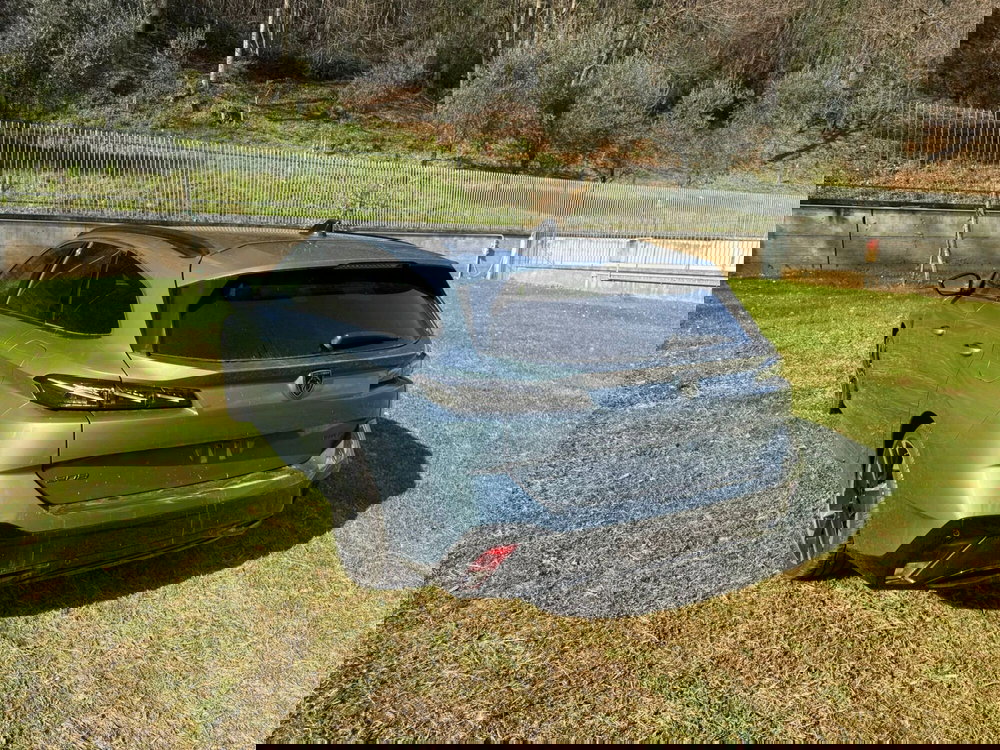 Peugeot 308 SW nuova a Salerno (3)