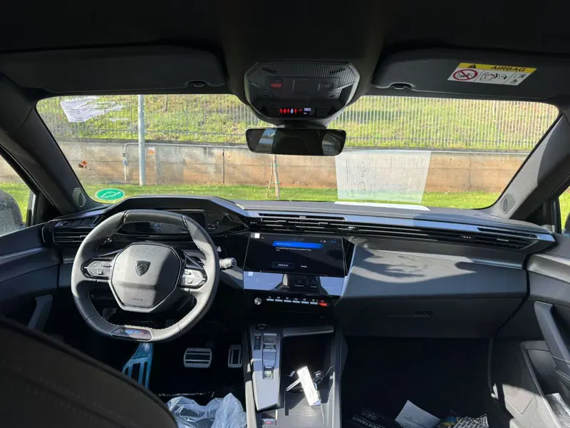 Peugeot 308 SW nuova a Salerno (5)