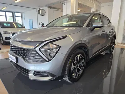 Kia Sportage 1.6 CRDi MHEV Style del 2023 usata a Rimini