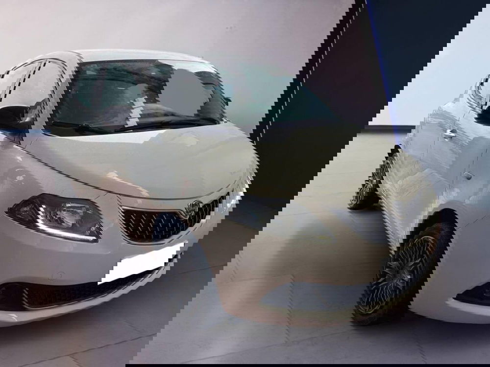 Lancia Ypsilon usata a Venezia (5)