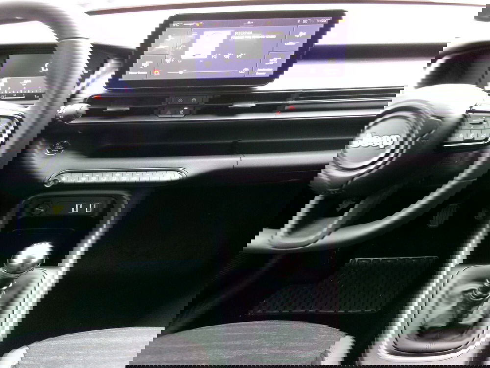 Jeep Avenger nuova a Venezia (15)