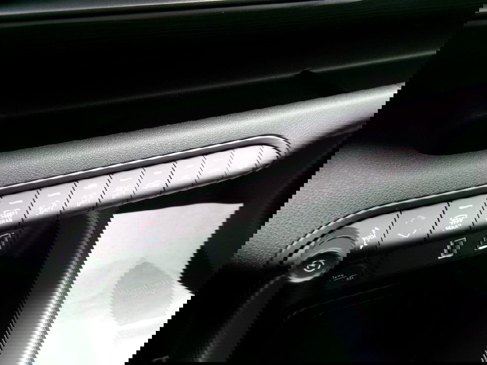 Jeep Avenger nuova a Venezia (19)