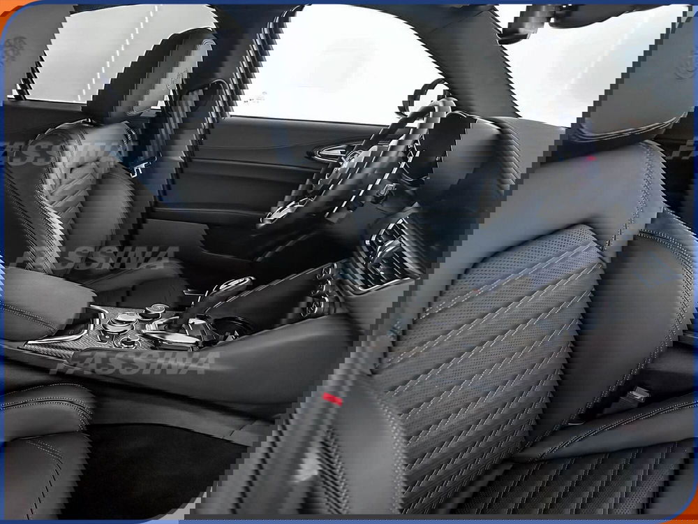 Alfa Romeo Giulia usata a Milano (12)