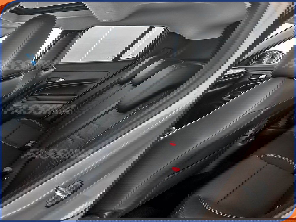 Jeep Avenger nuova a Milano (11)