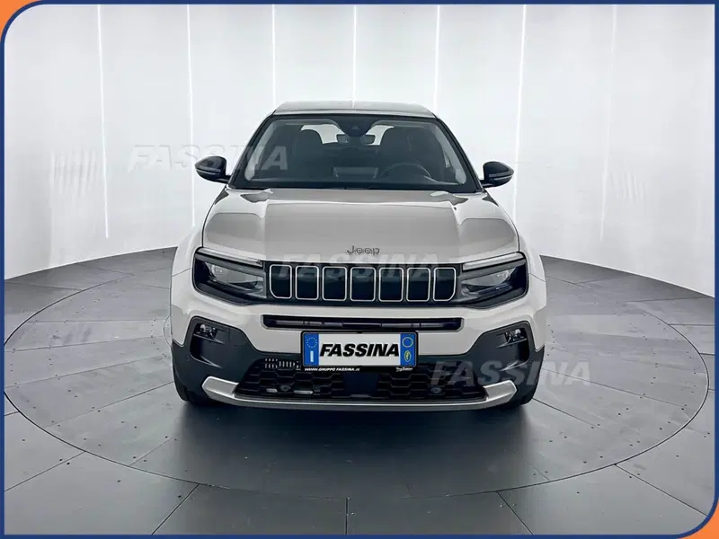 Jeep Avenger nuova a Milano (2)