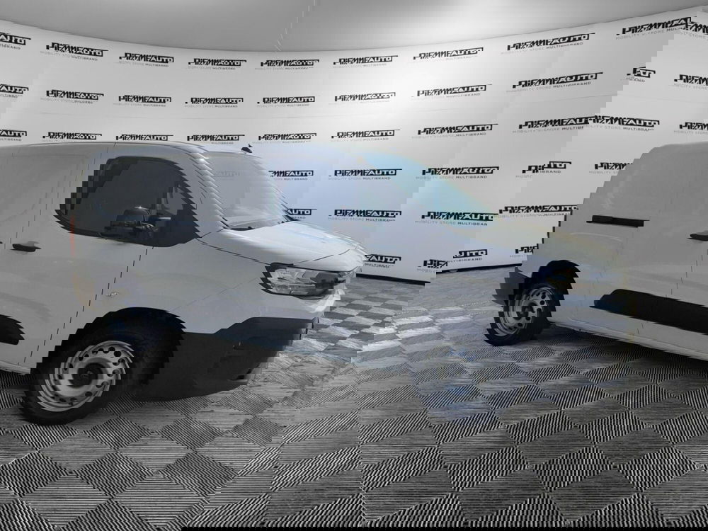 Peugeot Partner Furgone nuova a Parma (3)