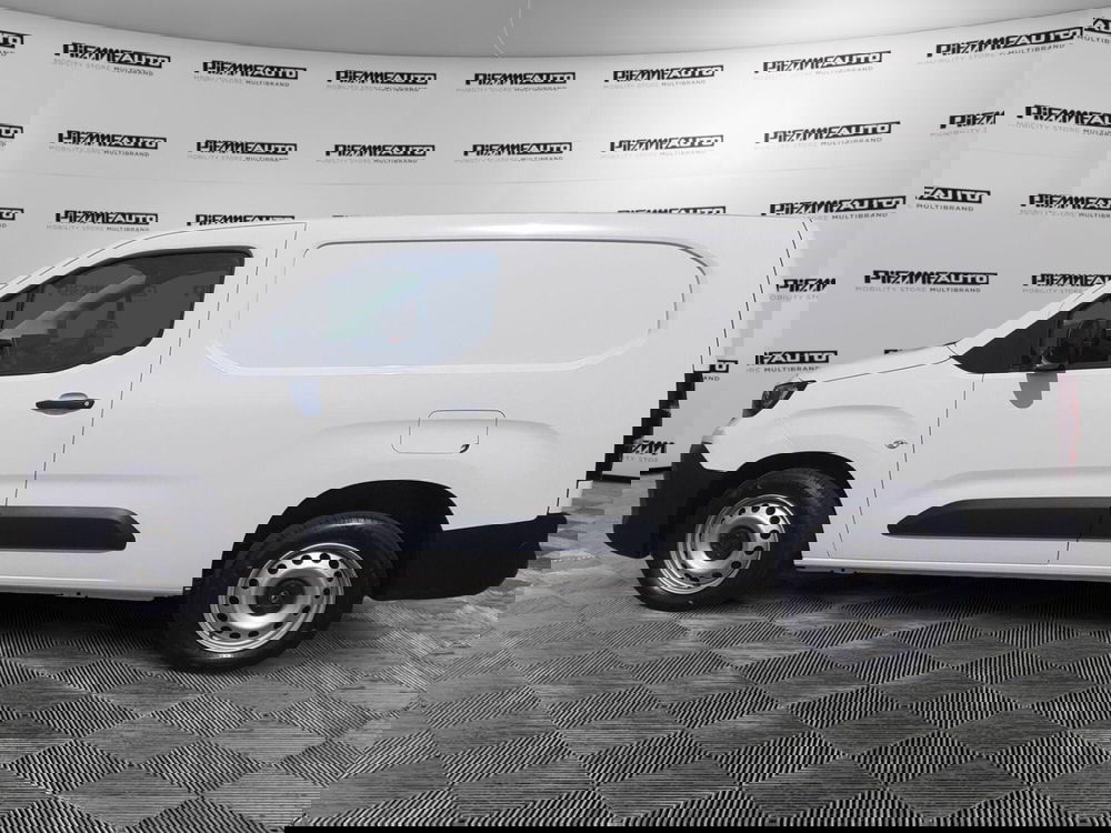 Peugeot Partner Furgone nuova a Parma (4)