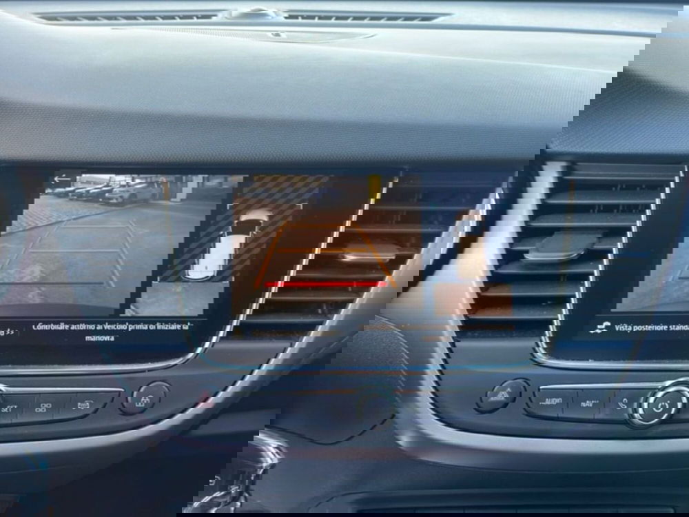 Opel Crossland usata a Foggia (15)