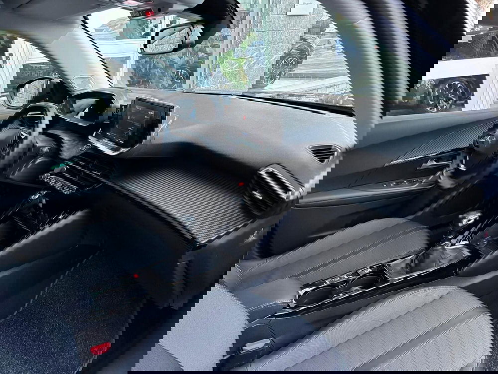 Peugeot 2008 usata a Monza e Brianza (11)