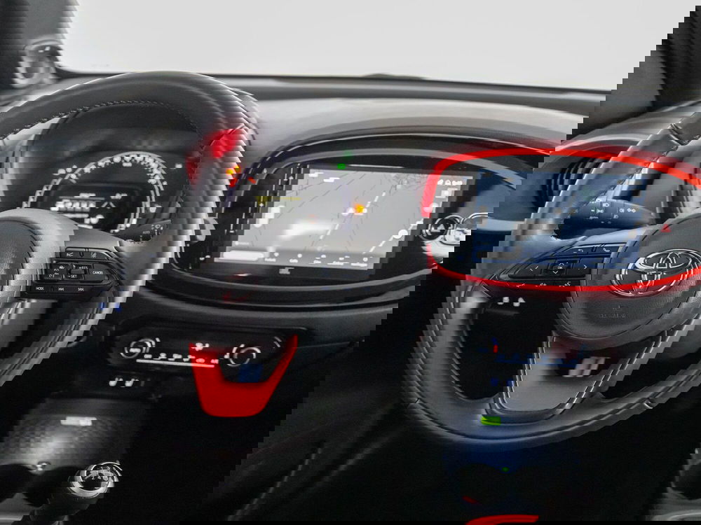 Toyota Aygo X usata a Foggia (10)