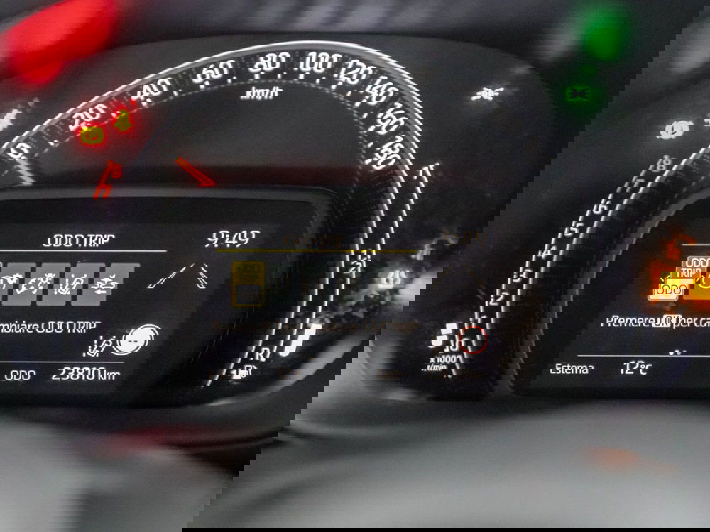 Toyota Aygo X usata a Foggia (14)