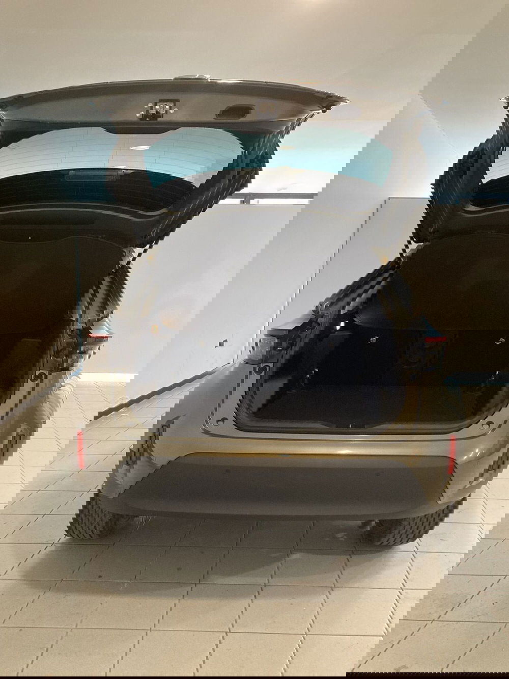 Toyota Yaris Cross usata a Barletta-Andria-Trani (6)