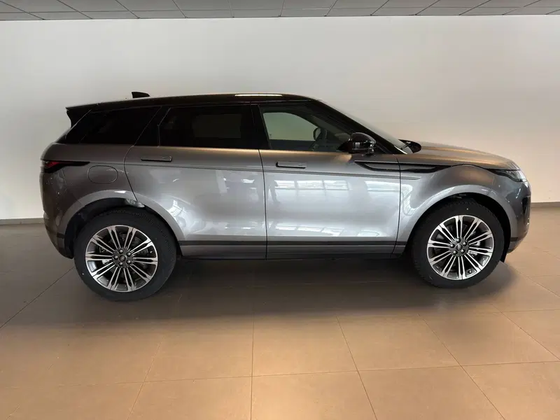 Land Rover Range Rover Evoque nuova a Alessandria (6)