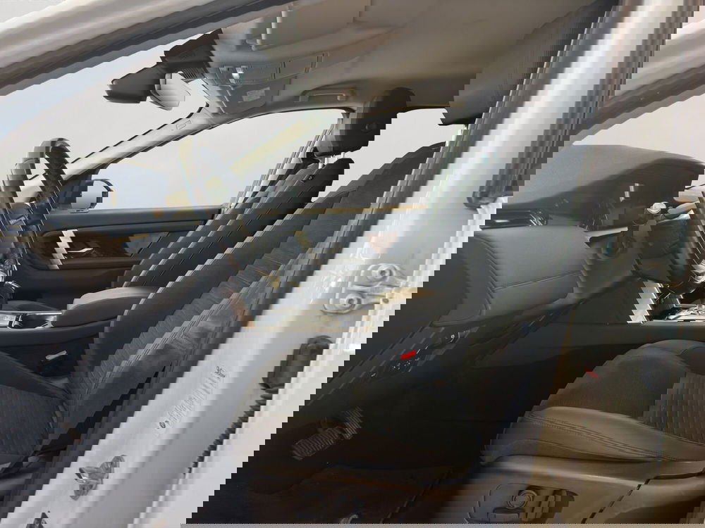 Land Rover Discovery Sport usata a Latina (11)