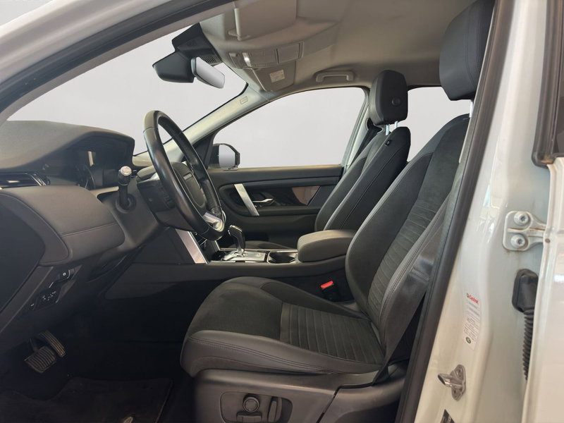Land Rover Discovery Sport usata a Latina (11)