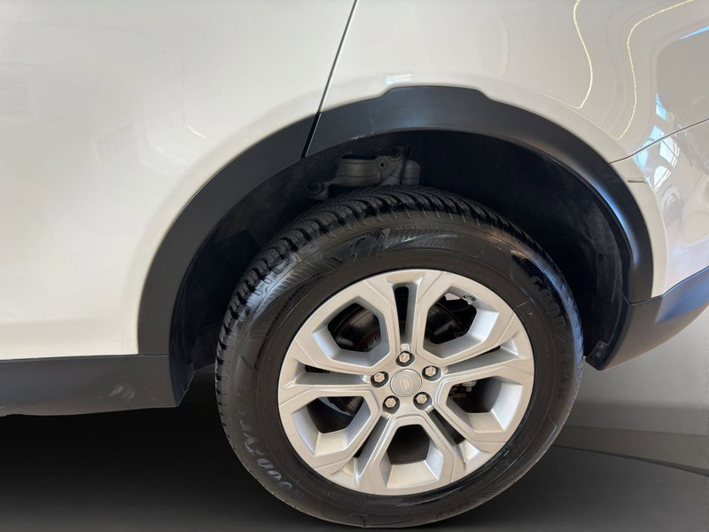 Land Rover Discovery Sport usata a Latina (9)