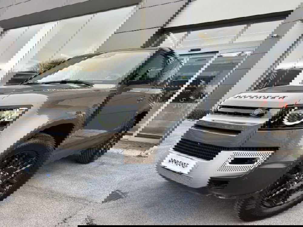 Land Rover Defender usata a Pesaro-Urbino