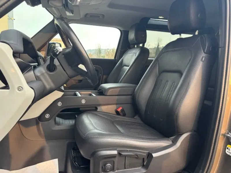 Land Rover Defender usata a Pesaro-Urbino (3)
