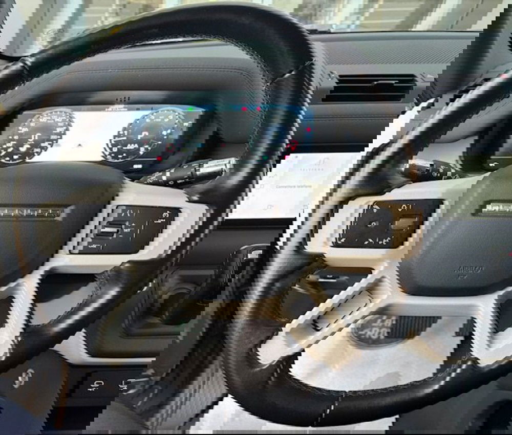 Land Rover Defender usata a Pesaro-Urbino (4)