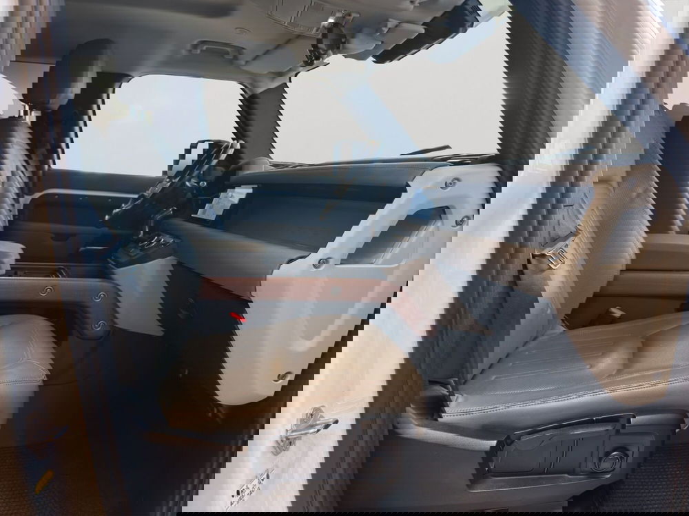 Land Rover Defender usata a Latina (3)