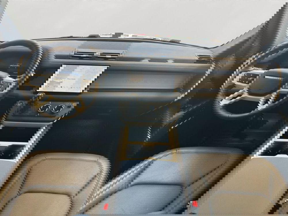 Land Rover Defender usata a Latina (4)