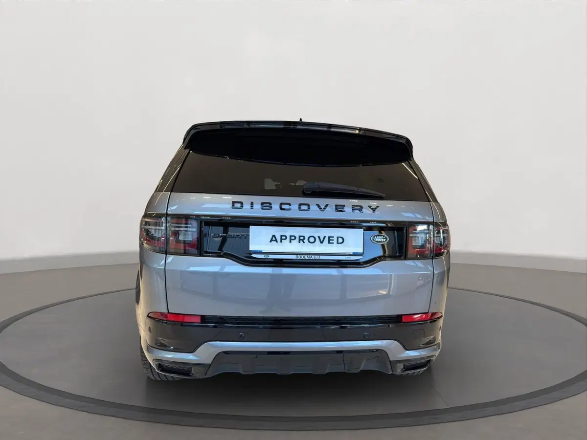 Land Rover Discovery Sport usata a Latina (7)