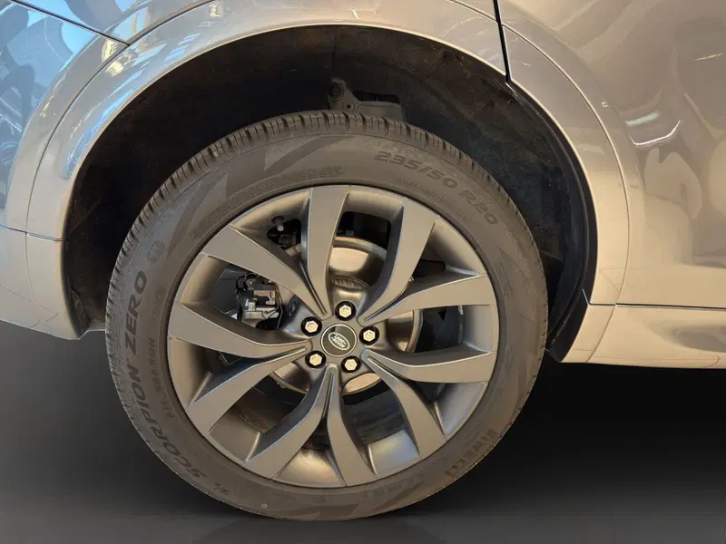 Land Rover Discovery Sport usata a Latina (9)