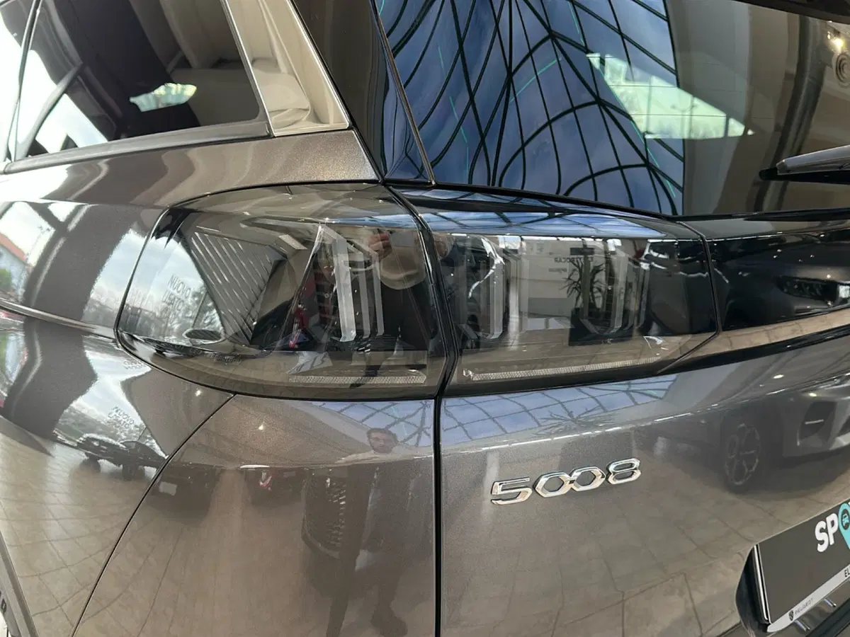 Peugeot 5008 usata a Vicenza (10)